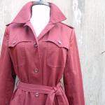 1970s Classic Trench Coat In Brick Red