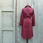 1970s Classic Trench Coat In Brick Red
